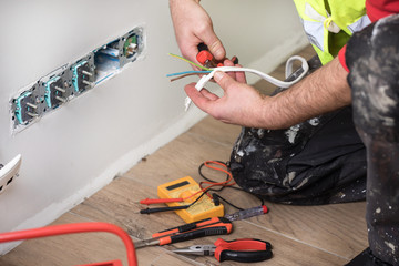Unpacking an Electrician’s Range of Tasks